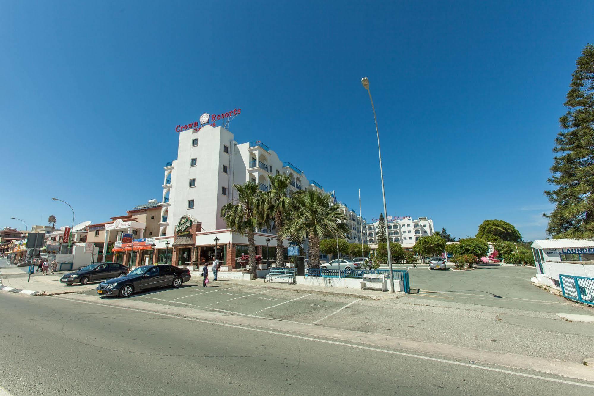 Crown Resorts Elamaris Protaras Exteriör bild